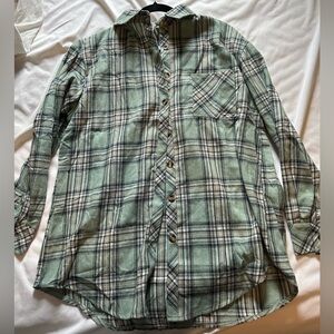 Chyrii mint green and blue plaid button down light flannel- size large NWT
